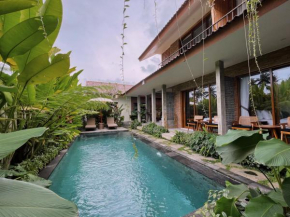 Griya tropical
